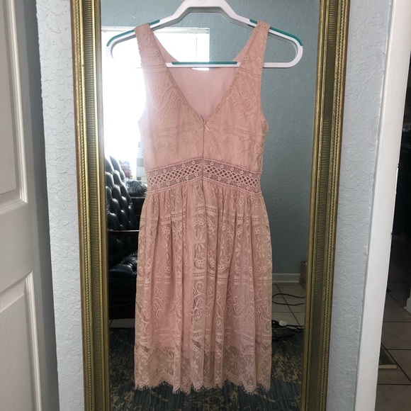 Dress - Picture 4 of 4
